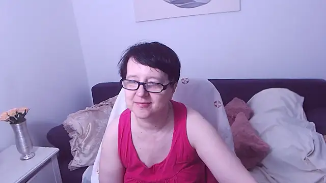 Snapshot of ChristaRose chatting on 5, 6, 2026 ChristaRose online show from 5, 6, 2026