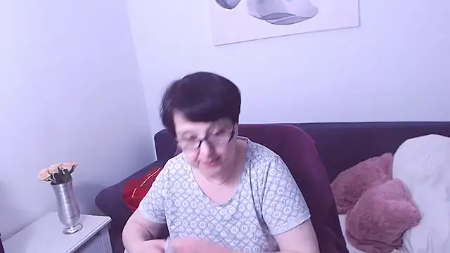 Snapshot of ChristaRose chatting on 16, 5, 2026 ChristaRose online show from 16, 5, 2026