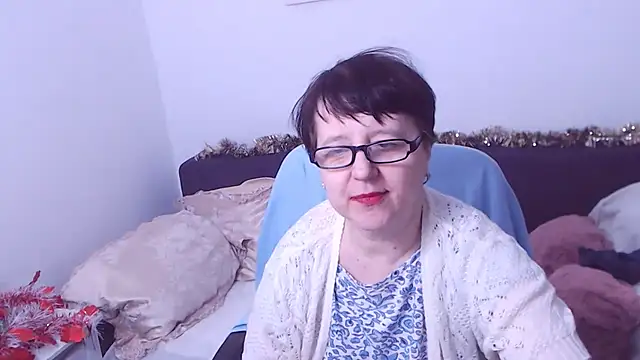 ChristaRose online show from 15, 12, 2025