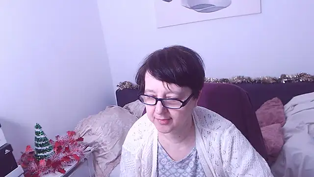 ChristaRose online show from 19, 12, 2025