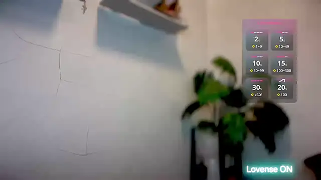 Snapshot of Local_Hoelyx chatting on 18, 4, 2026 Local Hoelyx online show from 18, 4, 2026
