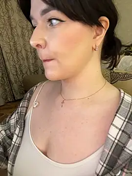 Snapshot of HellMoor chatting on 22, 10, 2025 HellMoor online show from 22, 10, 2025