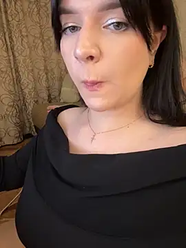 Snapshot of HellMoor chatting on 28, 11, 2025 HellMoor online show from 28, 11, 2025