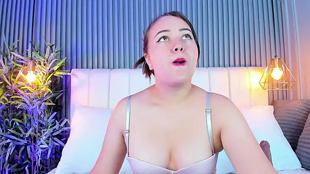 AnaisClark online show from 27, 10, 2025