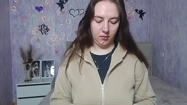Snapshot of KaleyReed chatting on 26, 2, 2025 KaleyReed online show from 26, 2, 2025
