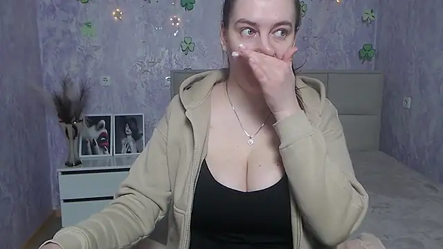 Snapshot of KaleyReed chatting on 17, 3, 2025 KaleyReed online show from 17, 3, 2025