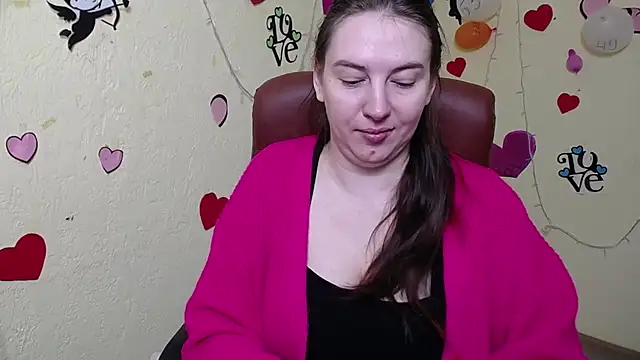 Snapshot of KaleyReed chatting on 9, 3, 2025 KaleyReed online show from 9, 3, 2025