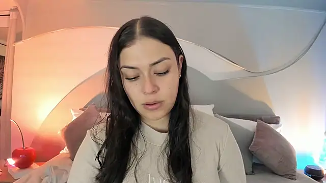 Nicolle W online show from 3, 2, 2026