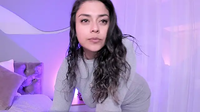 Nicolle W online show from 25, 2, 2025