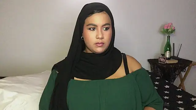 Snapshot of Maryam_yamal chatting on 23, 4, 2026 Maryam yamal online show from 23, 4, 2026