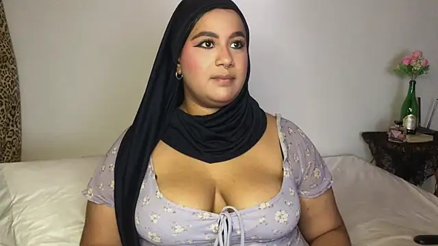 Snapshot of Maryam_yamal chatting on 19, 4, 2026 Maryam yamal online show from 19, 4, 2026