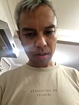 AmateurGuy23 online show from 12, 12, 2024