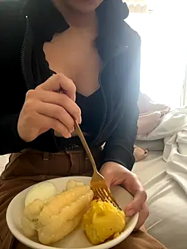 DulceMya6 online show from 3, 11, 2025