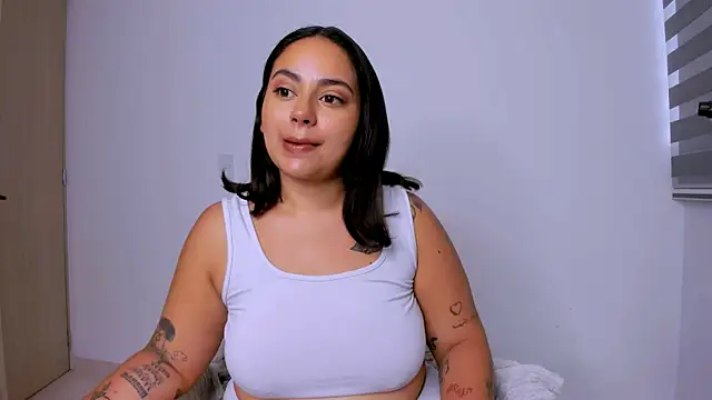 Snapshot of susy_angel chatting on 8, 5, 2026 susy angel online show from 8, 5, 2026
