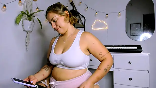 susy angel online show from 20, 3, 2025