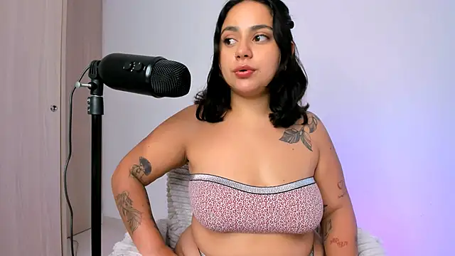 susy angel online show from 10, 4, 2026