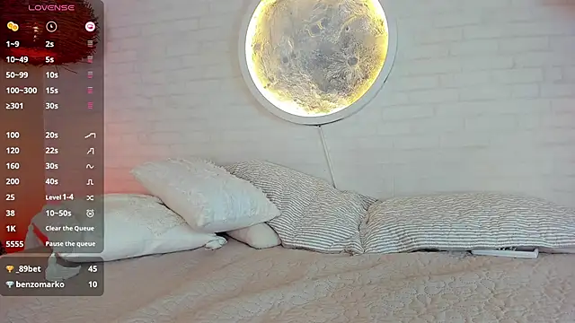 sophi cooper29 online show from 13, 12, 2025