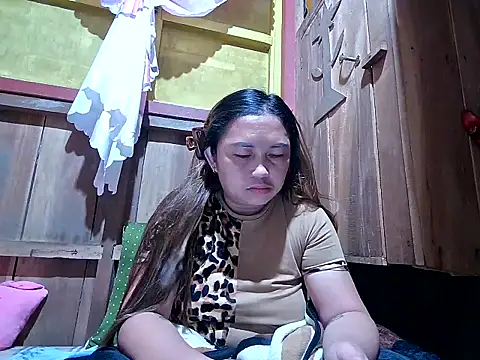 Snapshot of LalaiAsian chatting on 8, 11, 2025 LalaiAsian online show from 8, 11, 2025