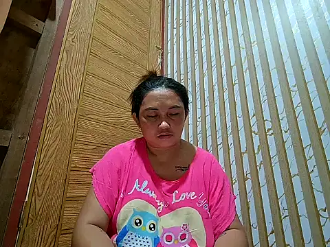 Snapshot of LalaiAsian chatting on 2, 12, 2025 LalaiAsian online show from 2, 12, 2025