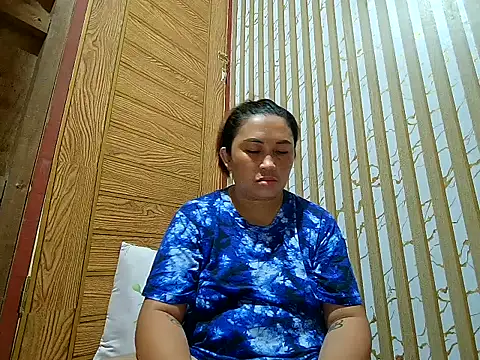 Snapshot of LalaiAsian chatting on 4, 12, 2025 LalaiAsian online show from 4, 12, 2025