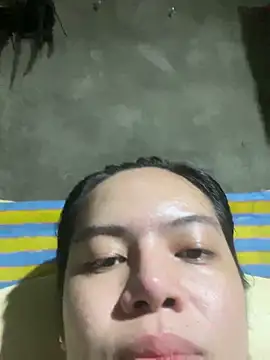 Hebefemme online show from 5, 4, 2026