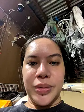 Hebefemme online show from 10, 11, 2025