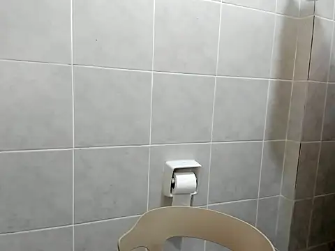 Hebefemme online show from 11, 2, 2026