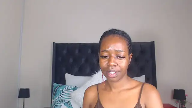 Snapshot of Sexynaughty_Gal chatting on 23, 12, 2024 Sexynaughty Gal online show from 23, 12, 2024