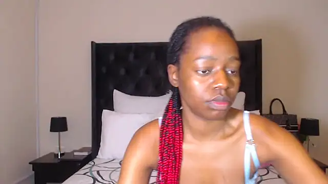 Snapshot of Sexynaughty_Gal chatting on 4, 1, 2025 Sexynaughty Gal online show from 4, 1, 2025