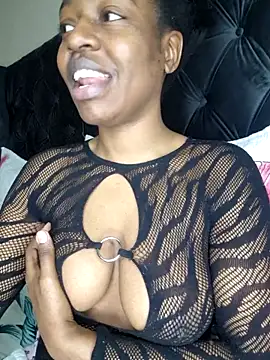 Sexynaughty Gal online show from 9, 6, 2026