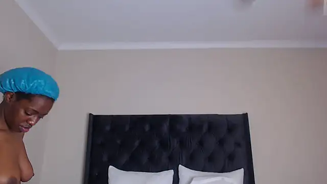 Sexynaughty Gal online show from 23, 11, 2025