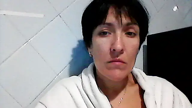 Snapshot of SunnyAmorre chatting on 9, 9, 2025 SunnyAmorre online show from 9, 9, 2025