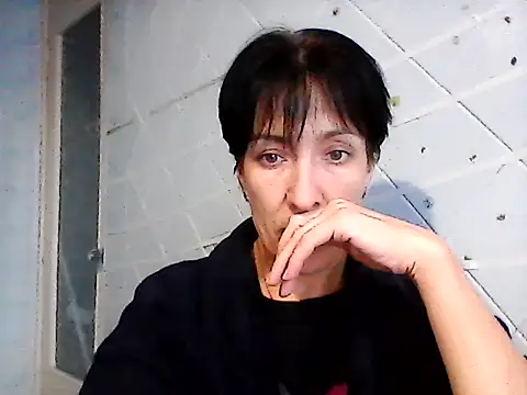 Snapshot of SunnyAmorre chatting on 17, 9, 2025 SunnyAmorre online show from 17, 9, 2025