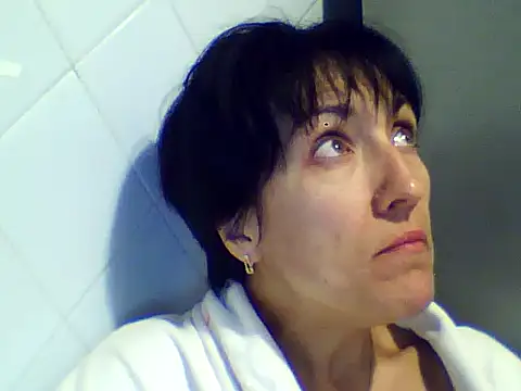 Snapshot of SunnyAmorre chatting on 8, 9, 2025 SunnyAmorre online show from 8, 9, 2025