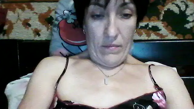 Snapshot of SunnyAmorre chatting on 11, 9, 2025 SunnyAmorre online show from 11, 9, 2025