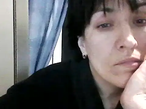 Snapshot of SunnyAmorre chatting on 8, 3, 2025 SunnyAmorre online show from 8, 3, 2025