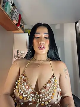 AsianMilfSheryl online show from 18, 5, 2026