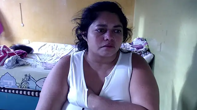 yulieth bbw online show from 21, 6, 2026