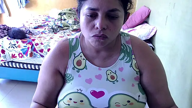 Snapshot of yulieth_bbw chatting on 18, 11, 2025 yulieth bbw online show from 18, 11, 2025