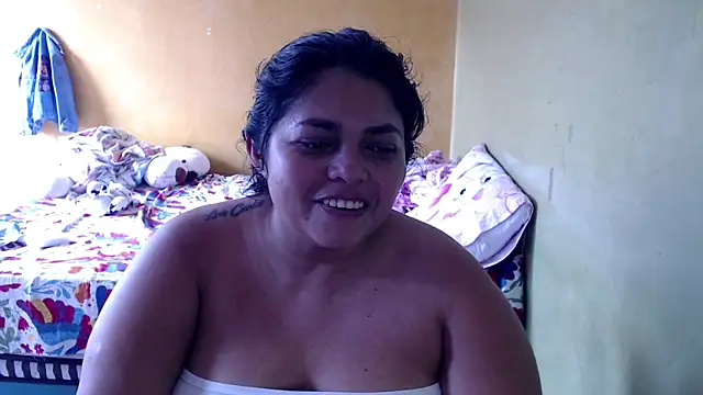 Snapshot of yulieth_bbw chatting on 17, 10, 2025 yulieth bbw online show from 17, 10, 2025