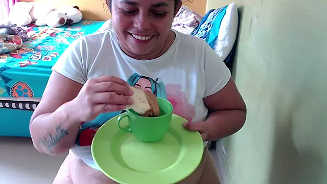 yulieth bbw online show from 16, 4, 2026