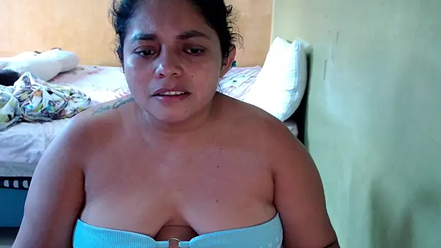 Snapshot of yulieth_bbw chatting on 1, 6, 2026 yulieth bbw online show from 1, 6, 2026