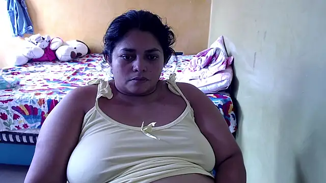 Snapshot of yulieth_bbw chatting on 16, 10, 2025 yulieth bbw online show from 16, 10, 2025