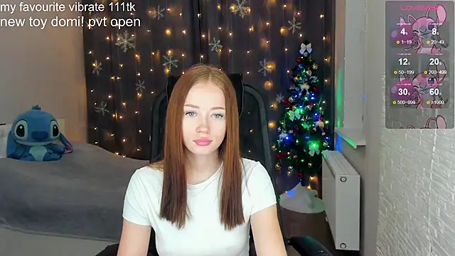 Hot Mia  online show from 8, 12, 2024