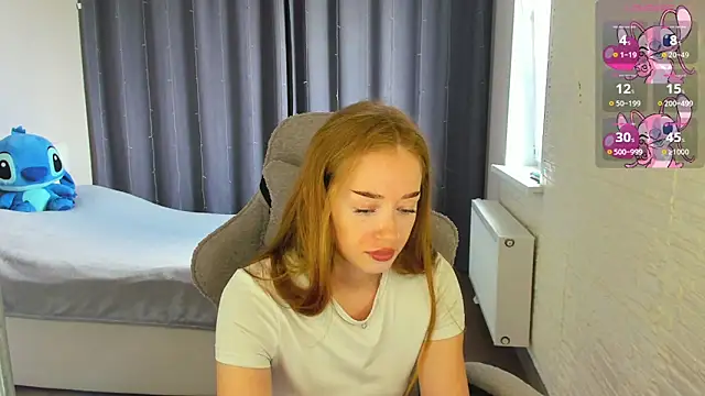 Snapshot of Hot_Mia_ chatting on 15, 6, 2026 Hot Mia online show from 15, 6, 2026