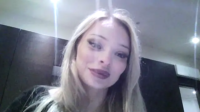 HannaXLove online show from 7, 11, 2025