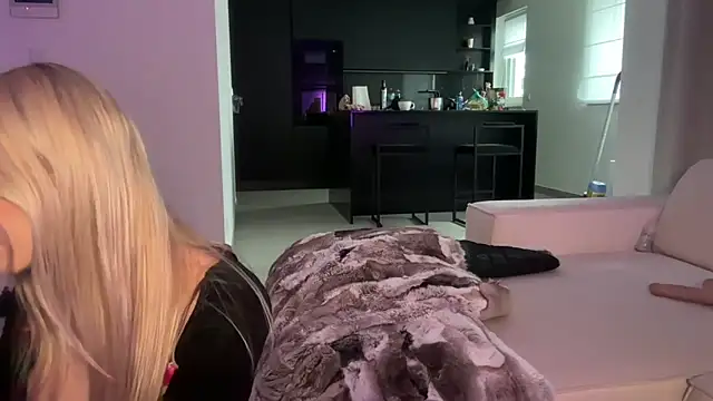 HannaXLove online show from 1, 2, 2026