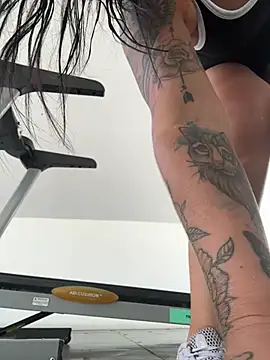 lau ass goddess online show from 2, 3, 2026