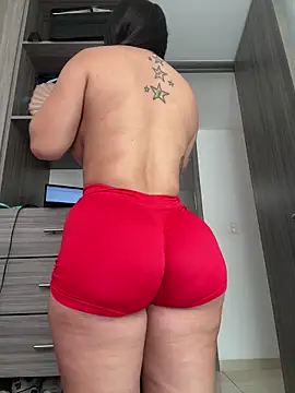 Snapshot of lau_ass_goddess chatting on 5, 6, 2026 lau ass goddess online show from 5, 6, 2026