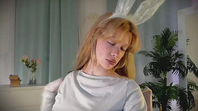 boobsybootie online show from 18, 6, 2026